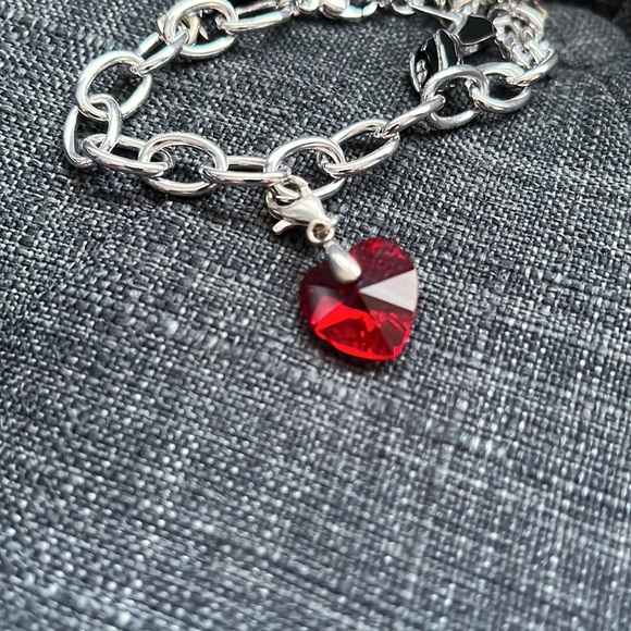 Adorable Parisian charm bracelet - Picture 3 of 6